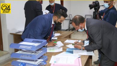 المفوضية تحتفل بتسليم أكثر من مليون بطاقة إلى الناخبين