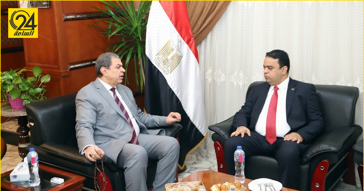وزير العمل