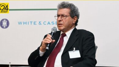 «عون»: حجب صنع الله لإيرادات النفط تفريط في ثروة البلاد