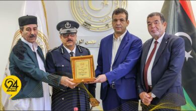 «أبوجناح» يسلم الرتب الجديدة لـ«أبوريمة والجابري» بعد ترقيتهما