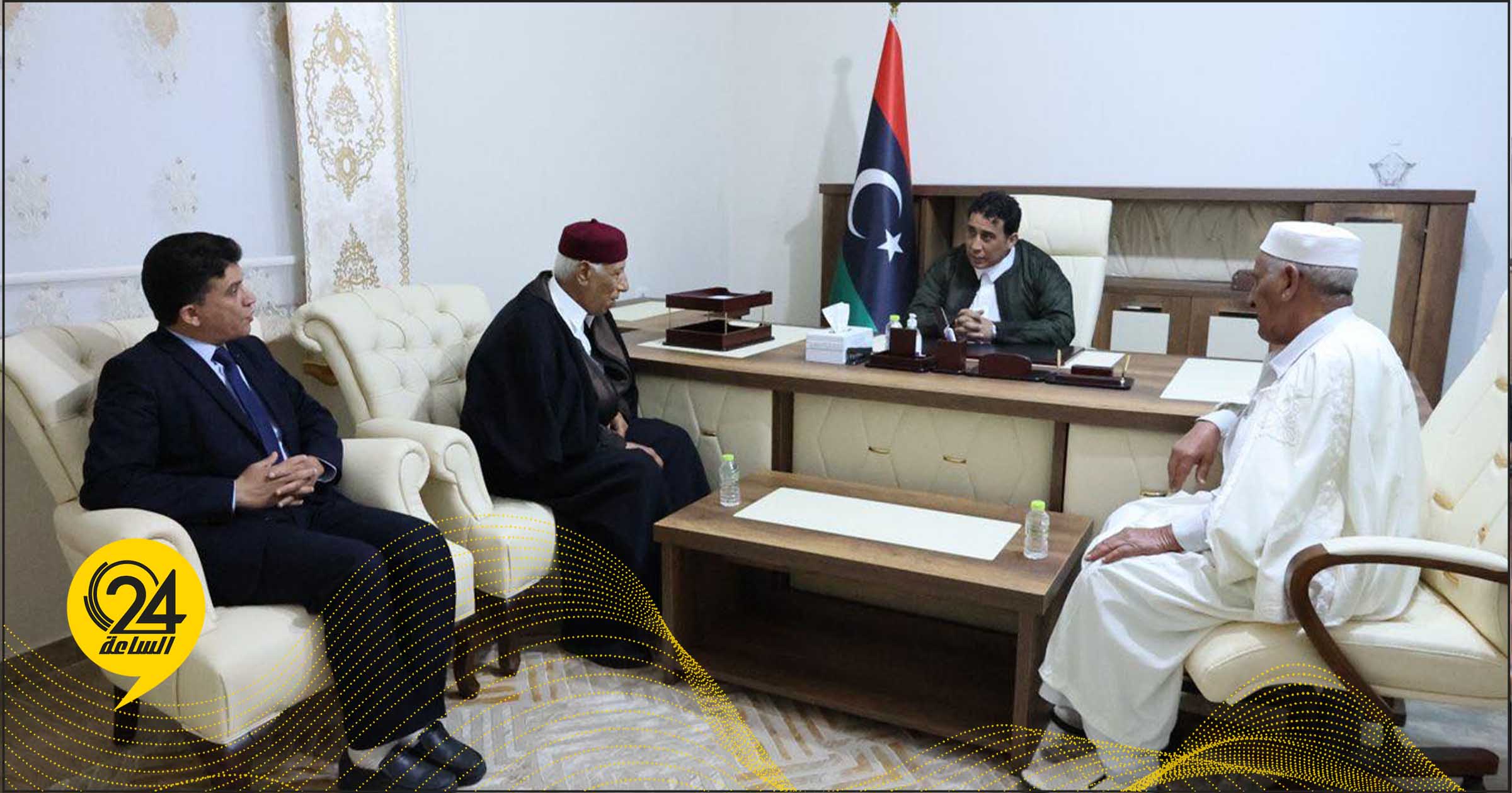 المنفي