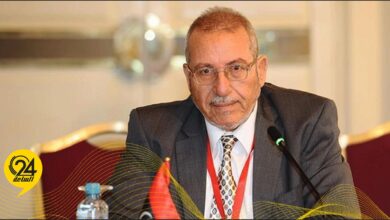 «الزريقي» عن تفعيل الدائرة الدستورية: هل وراء هذا القرار أمر لم يفصح عنه؟