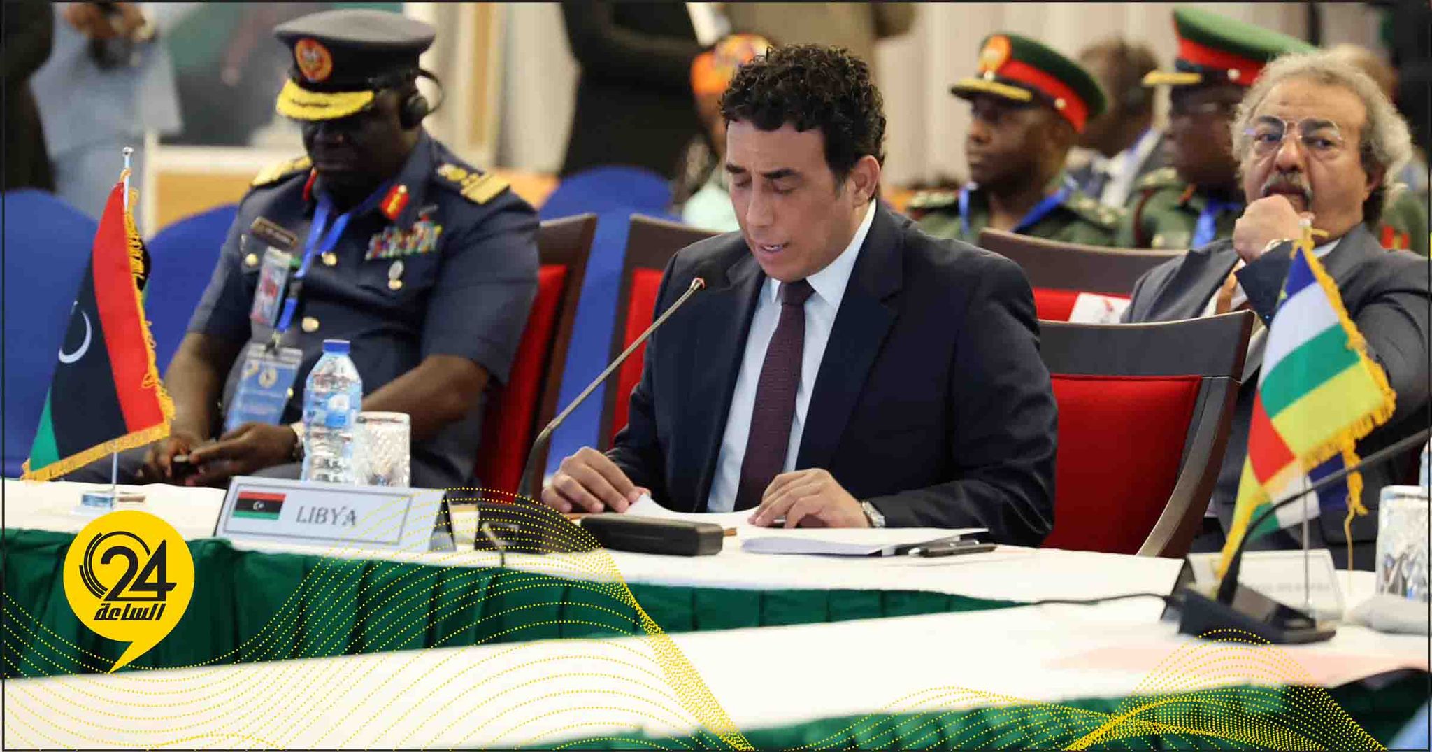 المنفي في نيجيريا لمناقشة سبل مراقبة الحدود المشتركة
