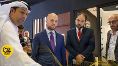 اللافي و مدير المكتب الإعلامي لحكومة الشارقة يبحثان سبل التعاون في مجال الاتصال الحكومي