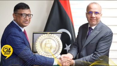 اللافي يودع سفير بنغلاديش ويحمّله تحيات الرئاسي لدولته