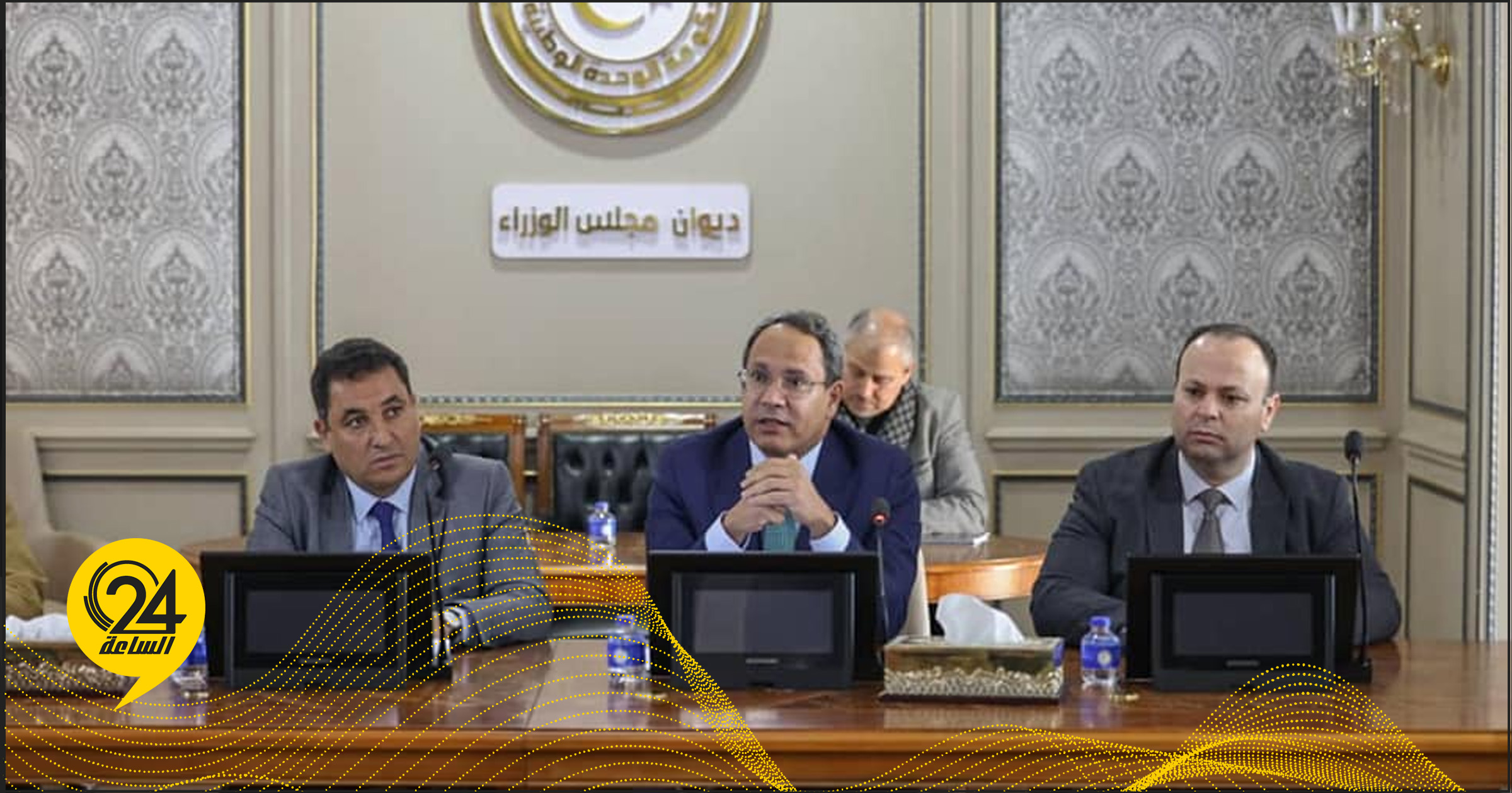 عادل جمعة