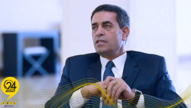 السائح