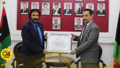 قنصل ليبيا بالإسكندرية يزور مقر السفارة بالقاهرة ويقدم التهاني بعيد الأضحى
