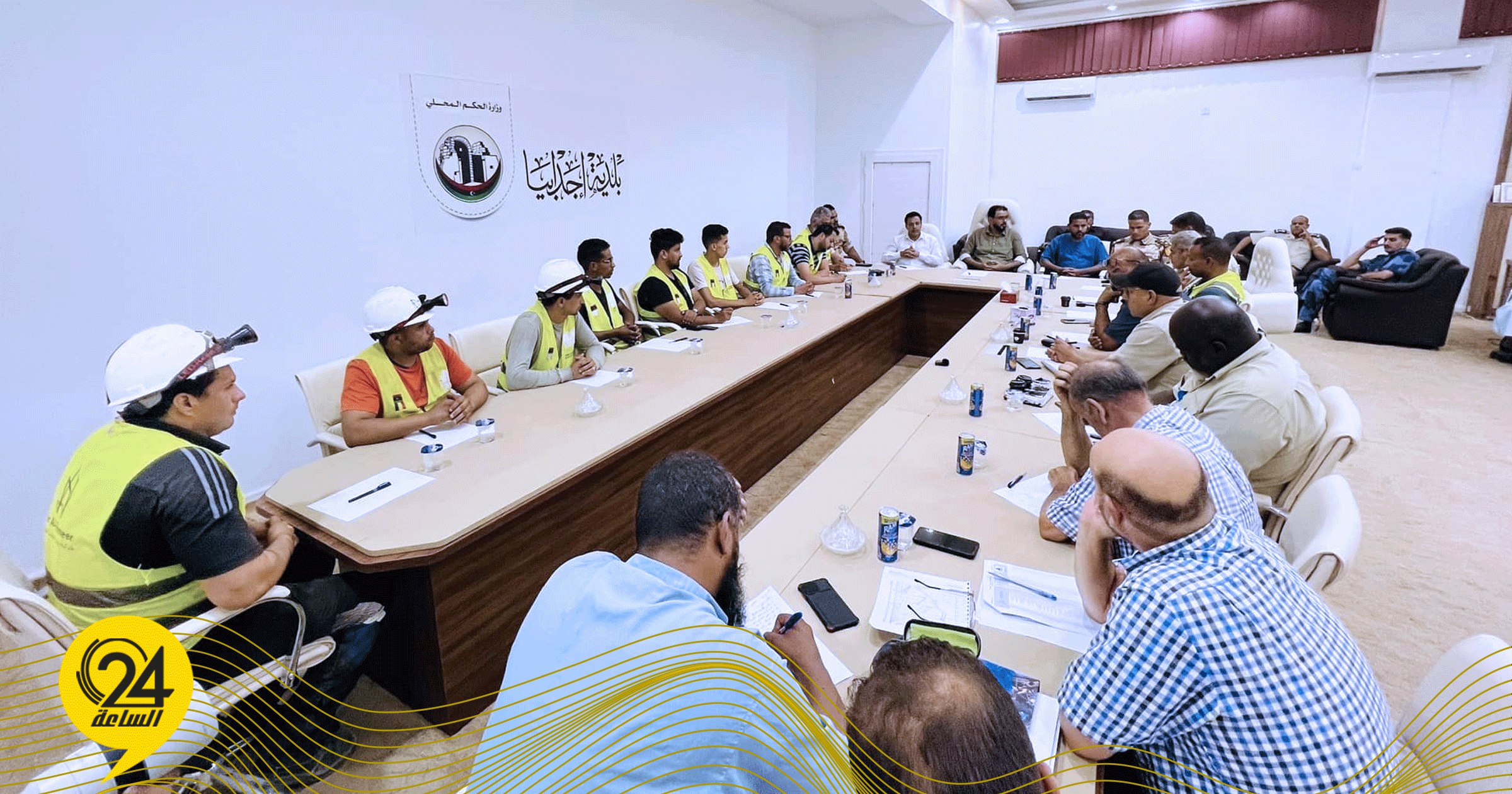 حماد يشكل لجنة أزمة بإجدابيا للانتهاء من خط النهر الصناعي المعطوب