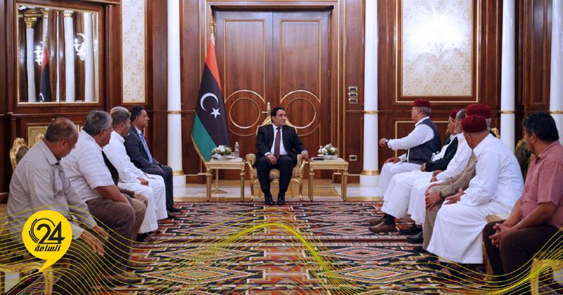 المنفي يجتمع مع أعيان وشيوخ قصر الجدي