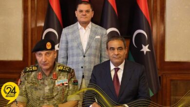 "الشهوبي والحداد" يوقعان على اتفاقية تخص ميناء الخمس