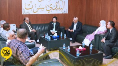 عميد سرت يبحث مع القائم بأعمال سفارة إندونيسيا دعم مشروعات التنمية