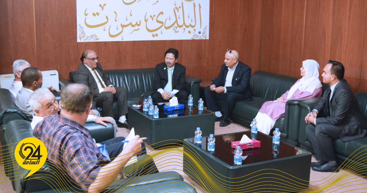 عميد سرت يبحث مع القائم بأعمال سفارة إندونيسيا دعم مشروعات التنمية