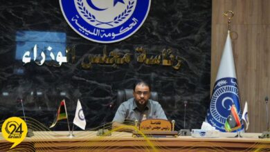حماد يطلع على مستجدات خطة تأهيل الباحثين عن العمل وموظفي القطاع العام