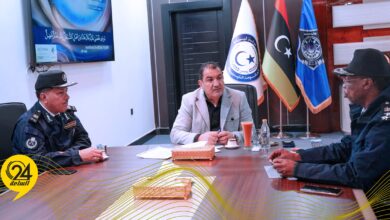 أبوزريبة يناقش سبل تعزيز الأمن في مطار غات والحدود الجنوبية