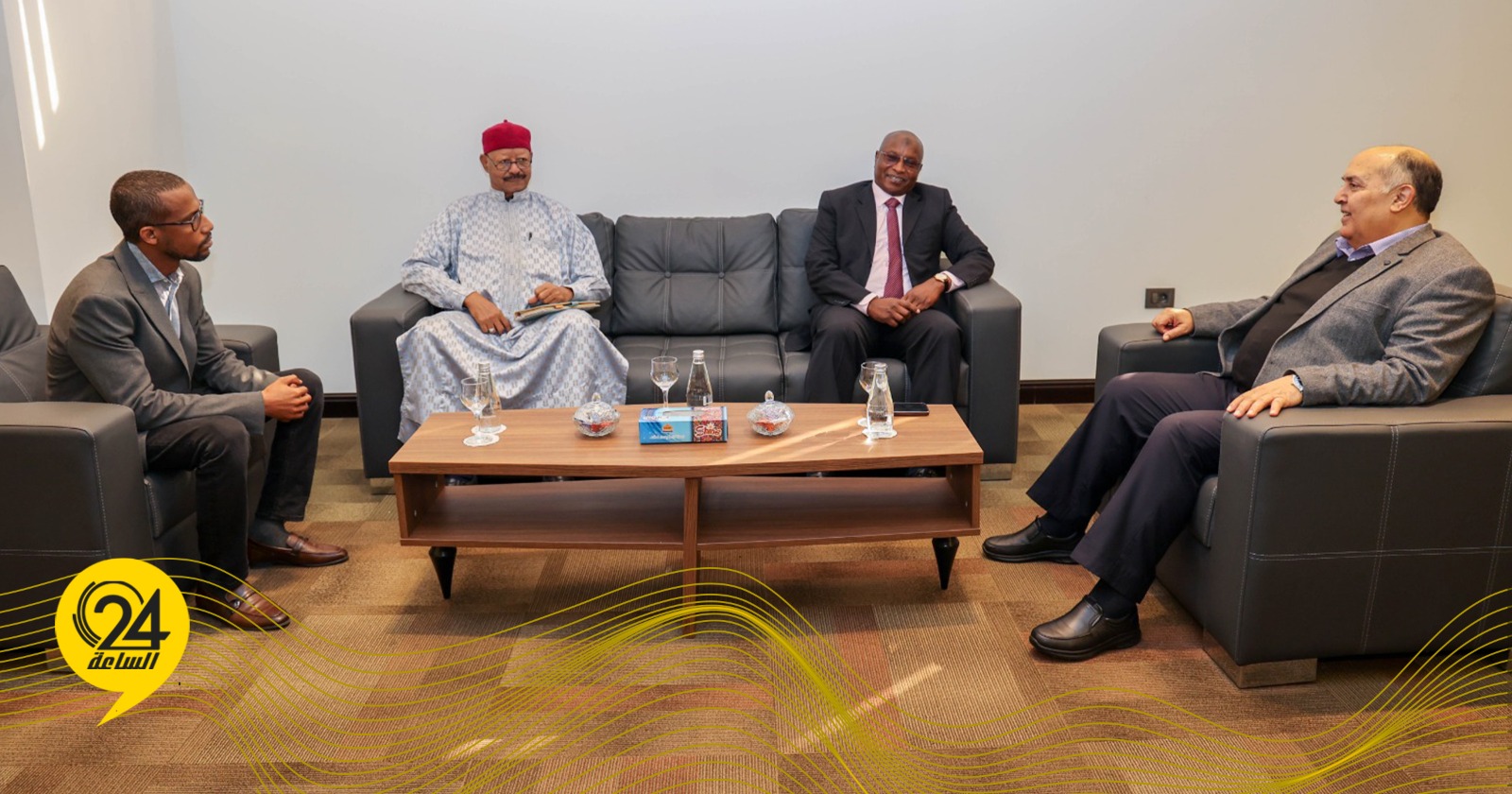 ليبيا – الفاضل يبحث مع السفير التشادي سبل دعم التعاون المشترك