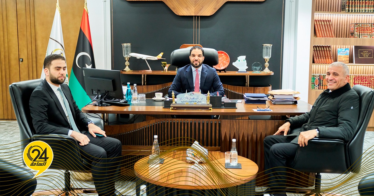 قادربوه يبحث مع رئيس مصلحة الجوازات «منظومة الترقب» والبطاقات الشخصية. #الساعة24 