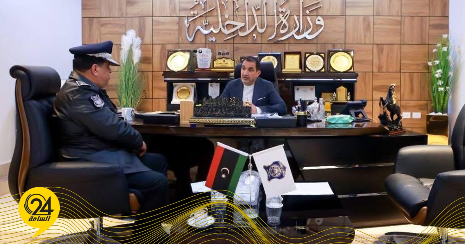 أبوزريبة يناقش تطوير عمل الشرطة السياحية وحماية الآثار. #الساعة24 