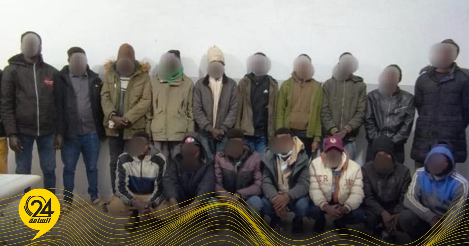 ضبط حافلتين على متنهما 24 مهاجراً غير شرعي