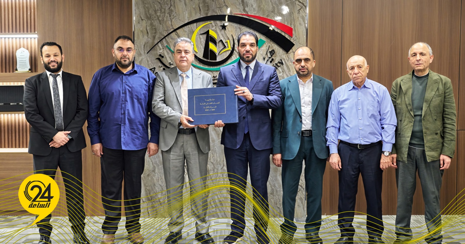 قادربوه ولجنة التخطيط بالبرلمان يتسلمان مخرجات المرحلة الثانية من قفل الحسابات